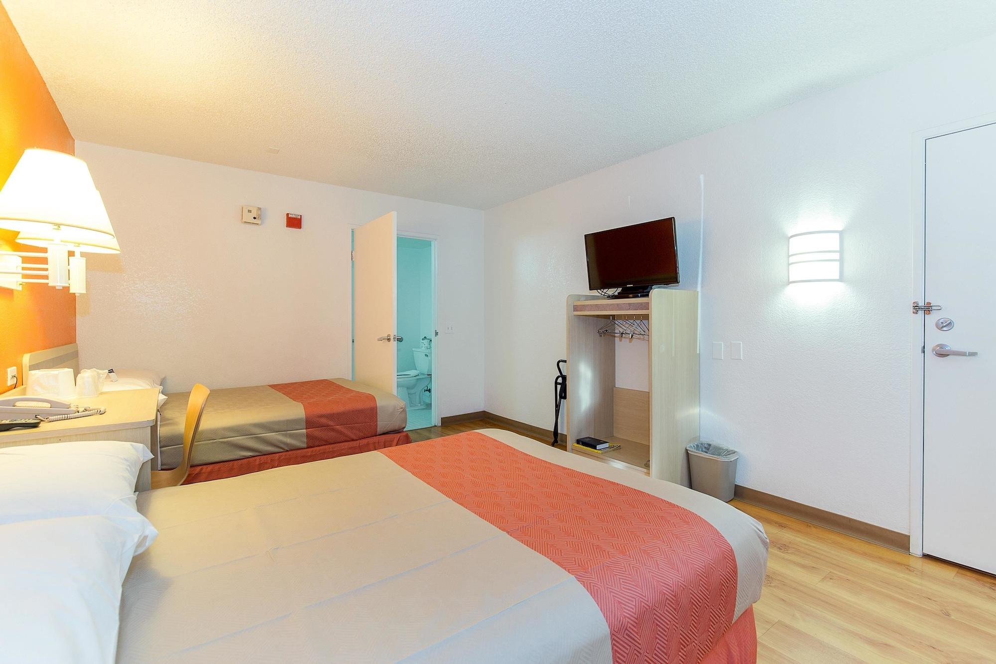 Motel 6 Hayward, Ca- Silicon Valley Gateway ภายนอก รูปภาพ