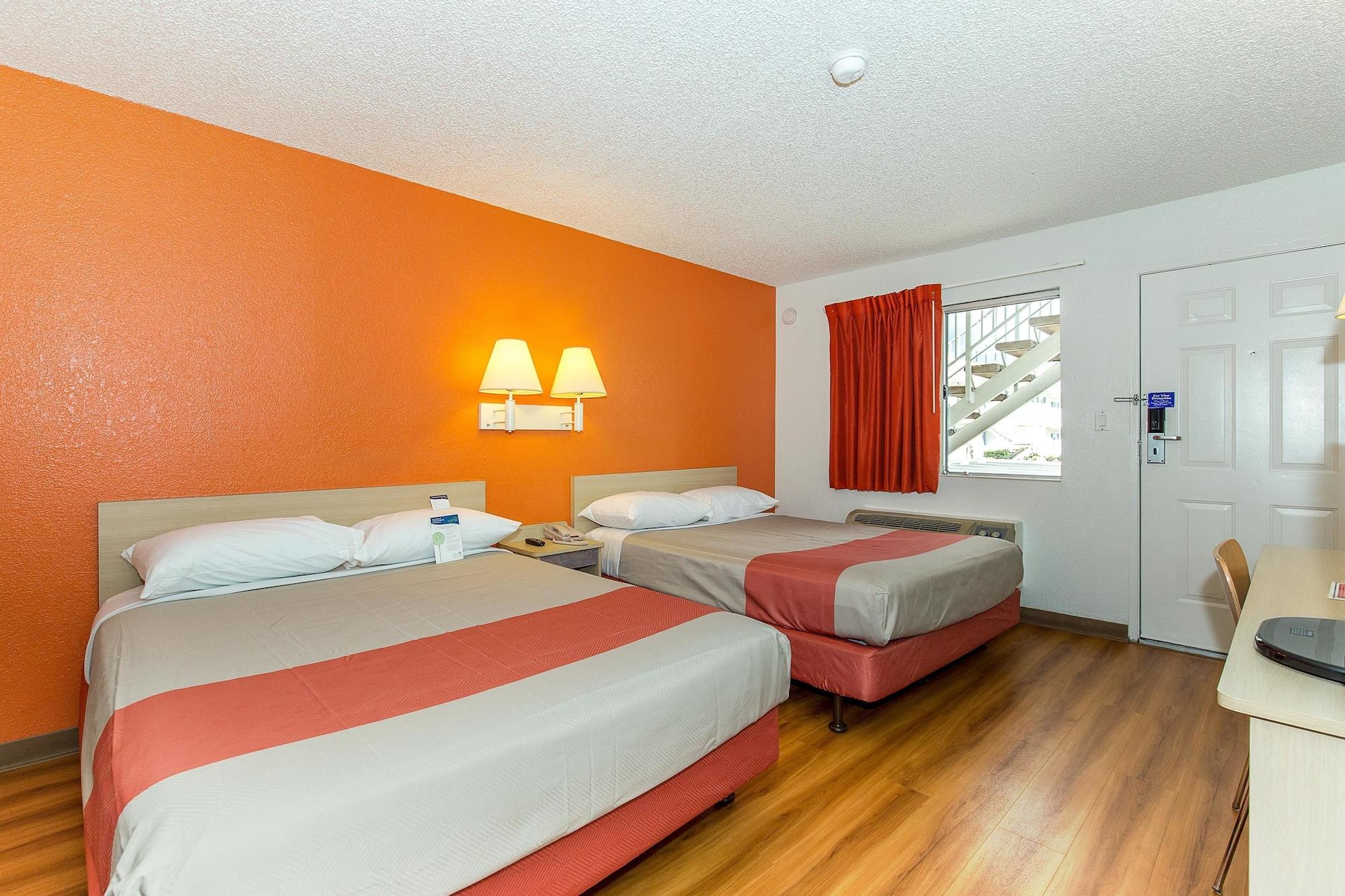 Motel 6 Hayward, Ca- Silicon Valley Gateway ภายนอก รูปภาพ