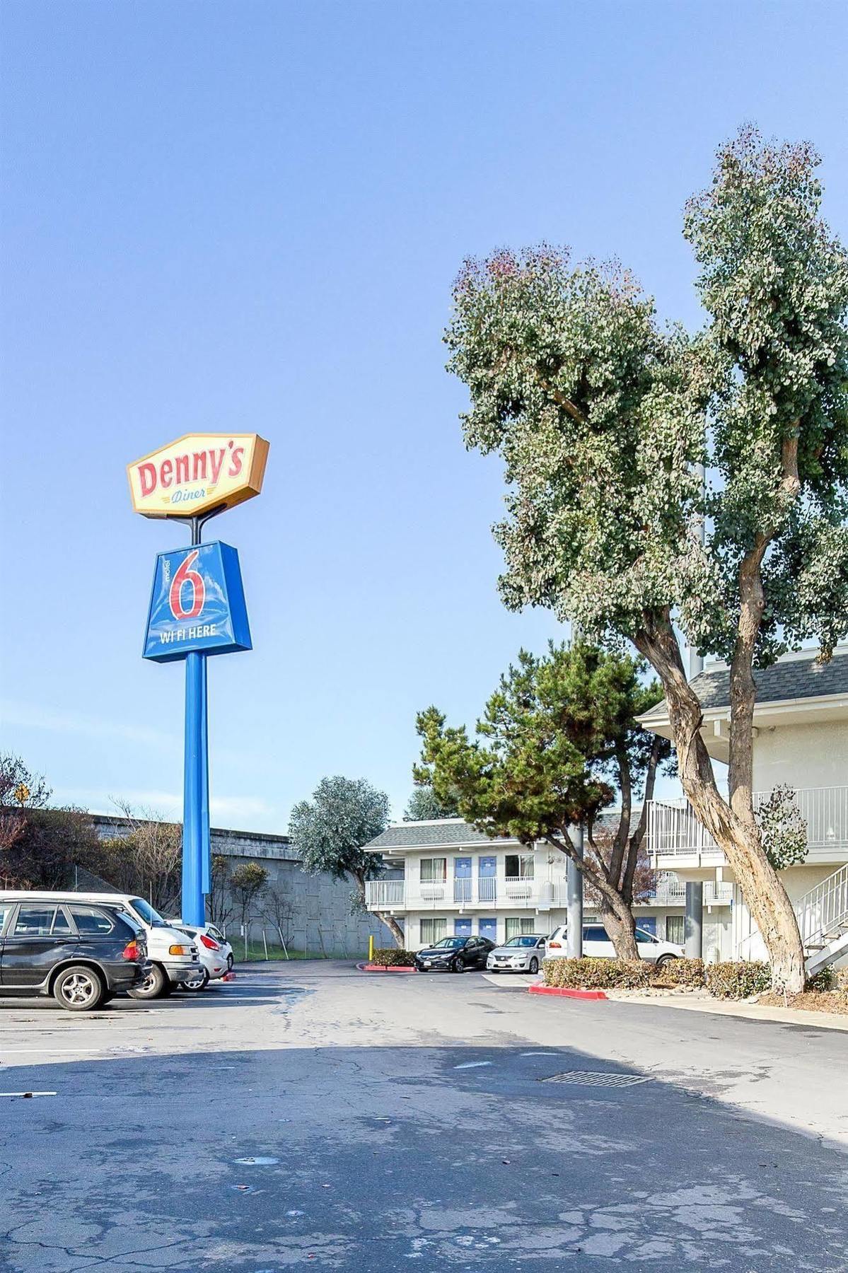 Motel 6 Hayward, Ca- Silicon Valley Gateway ภายนอก รูปภาพ