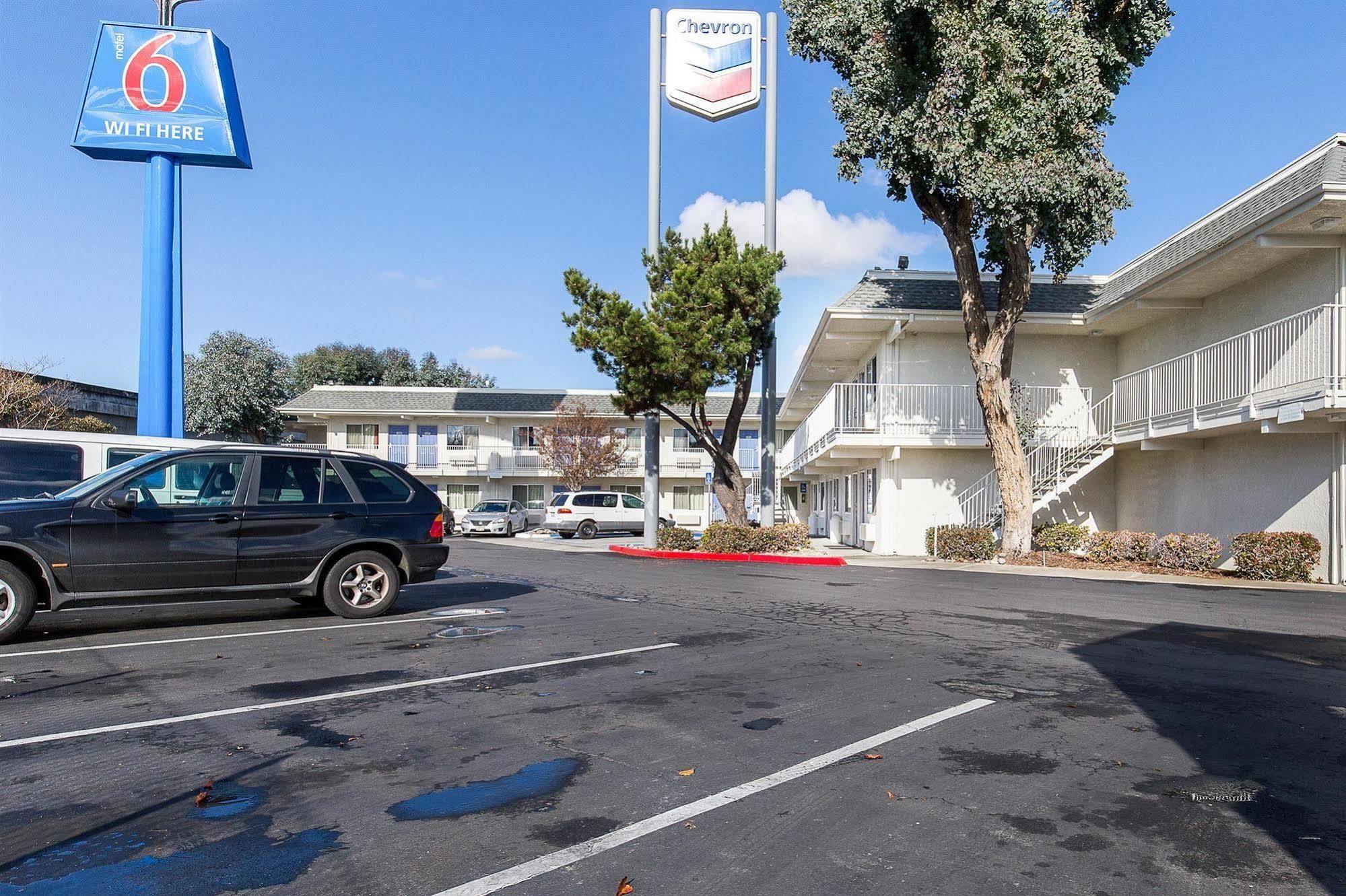 Motel 6 Hayward, Ca- Silicon Valley Gateway ภายนอก รูปภาพ
