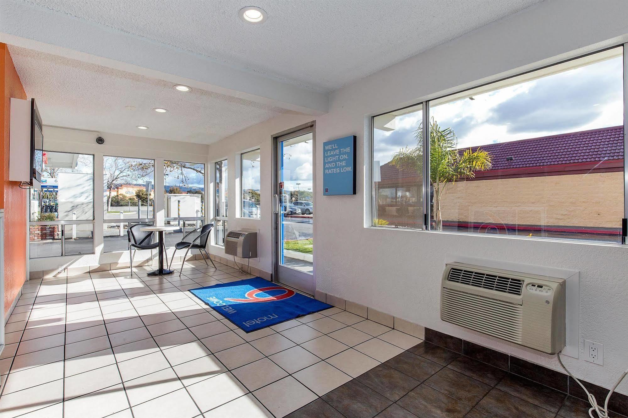 Motel 6 Hayward, Ca- Silicon Valley Gateway ภายนอก รูปภาพ