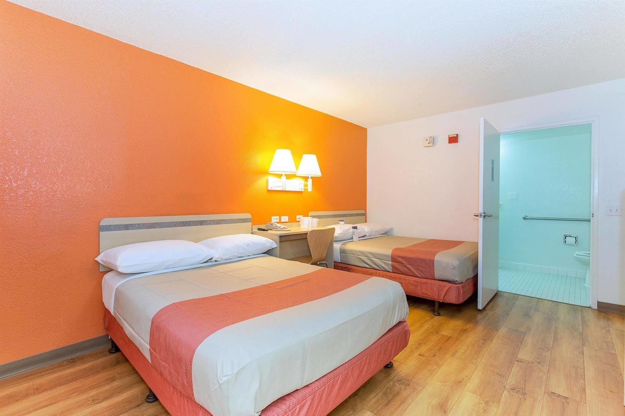 Motel 6 Hayward, Ca- Silicon Valley Gateway ภายนอก รูปภาพ